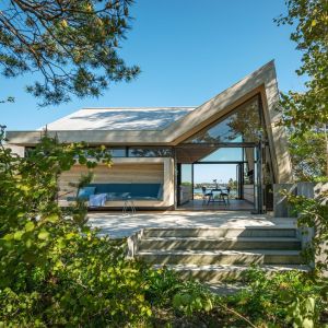 Cabin-by-the-Sea-square-5-952x952