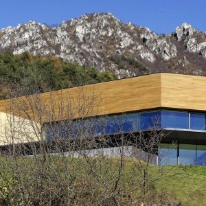 houseonthehill2